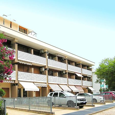 Appartamenti Bristol Bibione Bagian luar foto