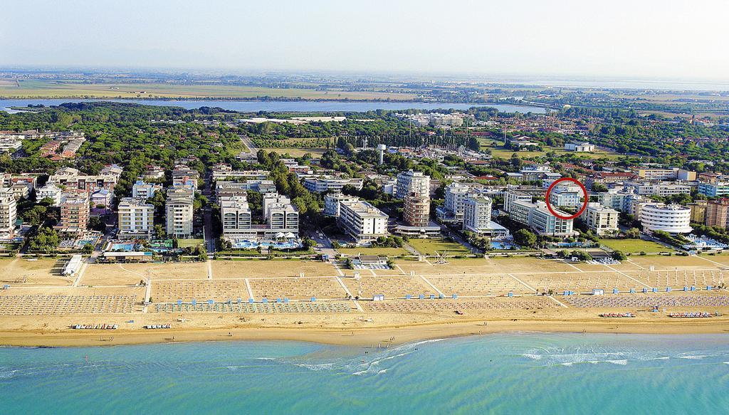 Appartamenti Bristol Bibione Bagian luar foto